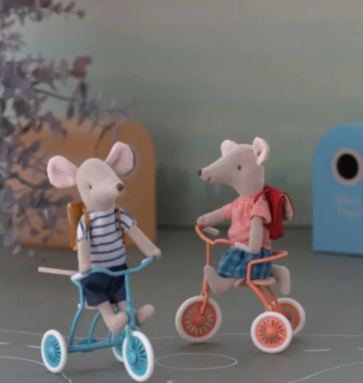 Maileg Big Sister tricycle muis met rode tas