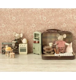 Maileg kledingset grootmoeder muis met koffertje