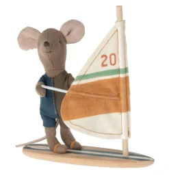 Maileg surfer little brother muis